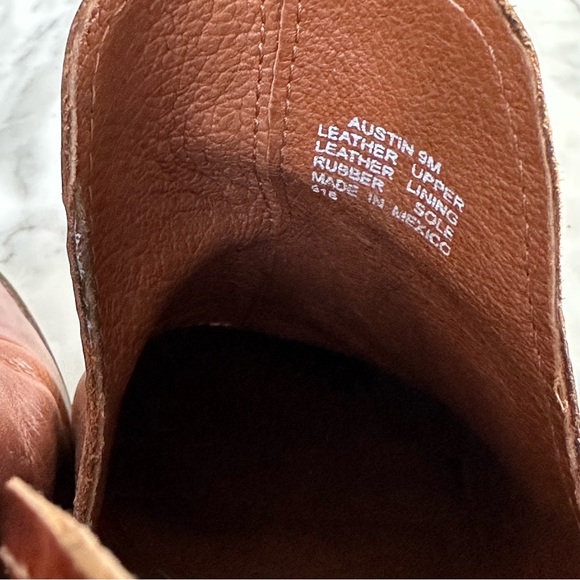 Steve Madden Austin Cognac Leather Ankle Booties • Sz 9 - Picture 12 of 12